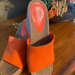 BCBGeneration Orange suede Rollins wedge. Super comfortable. Gently used.
